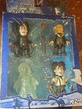 Edward Scissorhands Mezco Mini Figures set of 4